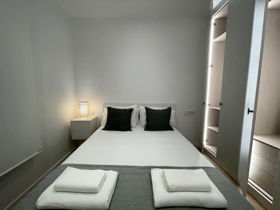 Apartamento Nuevo Centrico Frente Al Mar En Palamós Eksteriør billede