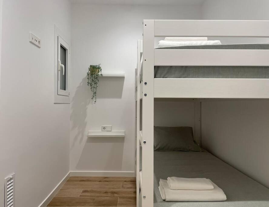 Apartamento Nuevo Centrico Frente Al Mar En Palamós Eksteriør billede