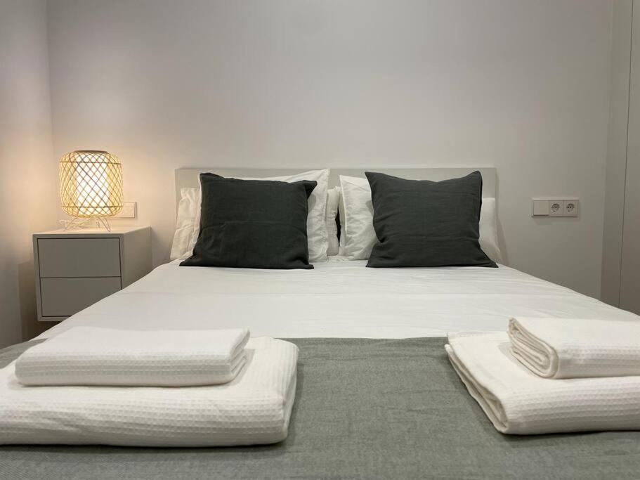 Apartamento Nuevo Centrico Frente Al Mar En Palamós Eksteriør billede